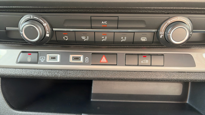 Vauxhall Vivaro L1 Diesel 1.5 Turbo D 120 Prime H1 Van - Image 41